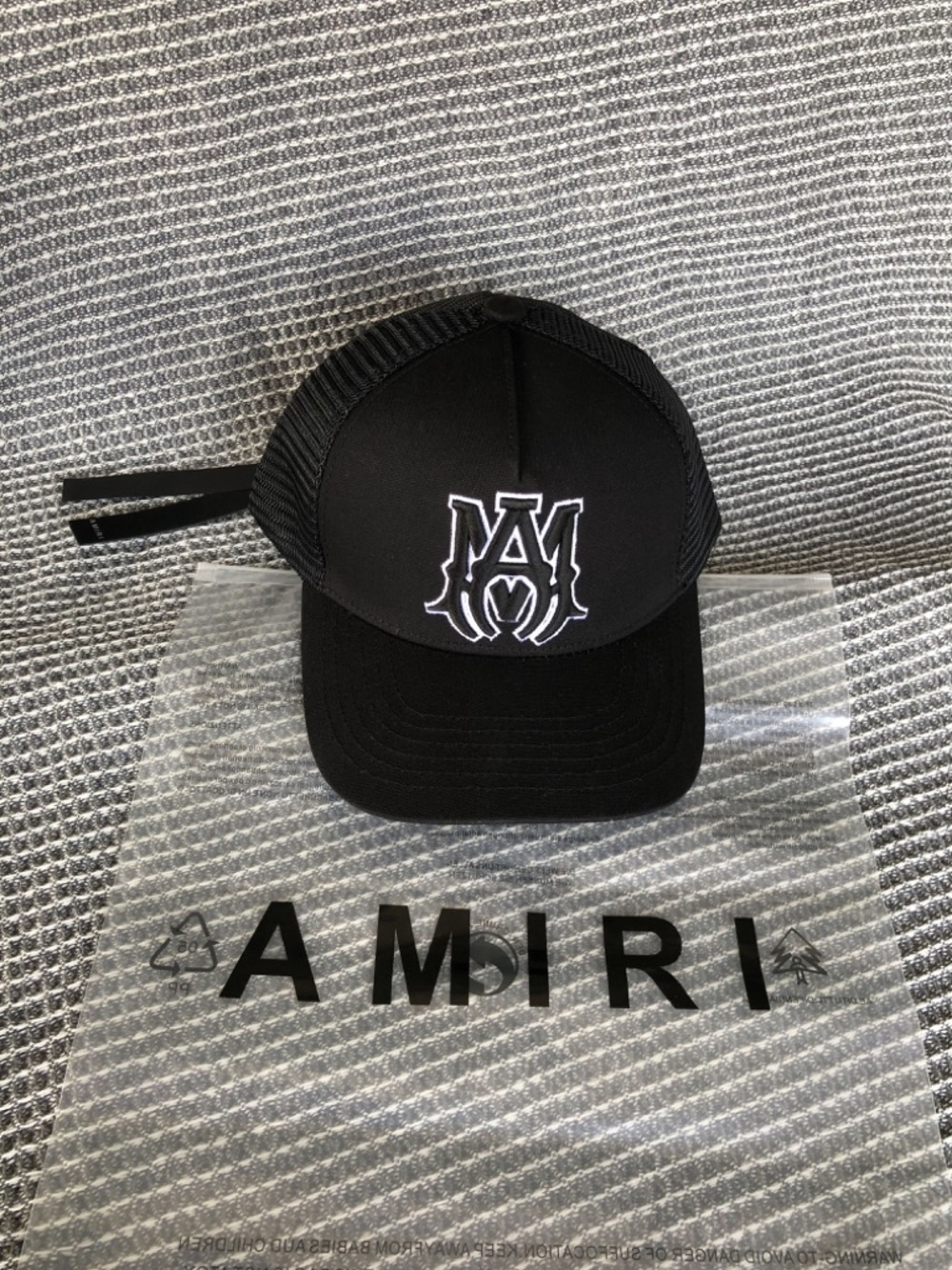 AMIRI  LOGO TRUCKER HAT